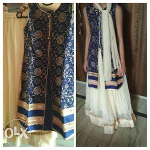 Women's Blue And White Floral Sleeveless Kameez Dress