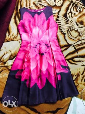 Women's Pink Sleeveless Dress