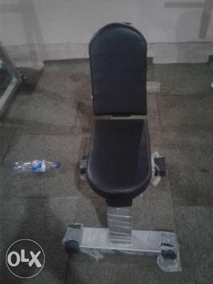 2 gym stools in just rs
