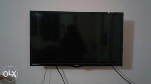 32 inches TV