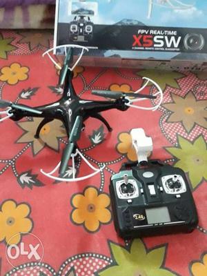 Black And White X5SW Quadctoper Drone With Remote And Box