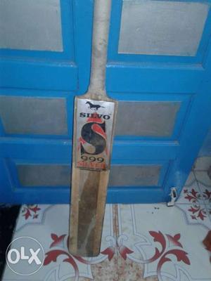Brown Silvo 999 Cricket Bat