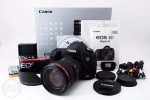 Canon EOS 5D Mark III 22.3MP DSLR Camera Kit