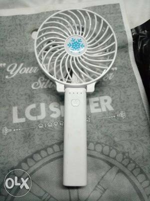 Fan foldable and rechargeable With light and new