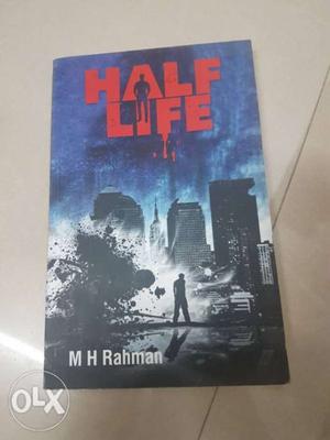 Half life novel New condition