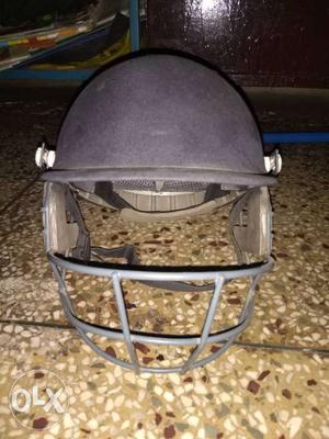 Masuri Cricket helmet in very good condition