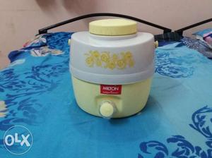 Milton 5L water container, 3 month used..