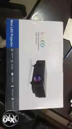 Mini led projector brand new sealed pack fixed
