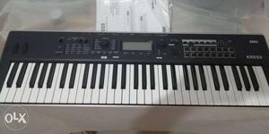 New Korg Kross 2 synth keyboard for sell. Only 2