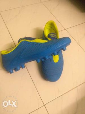 Nivia new football shoes fg (size - UK 8) (US -9)