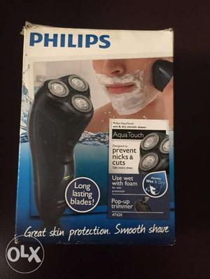 Philips Aquatouch Shaver !! Hardly used