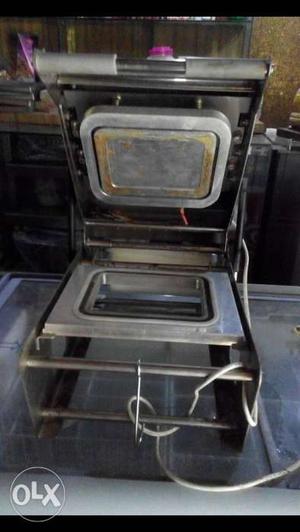 Sealing (packaging) machine totaly untouched