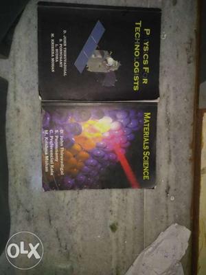 Srm University 1st year physics books