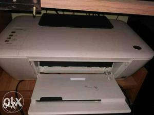 White HP 3-in-1 Desktop Printer