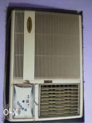 White Window-type Air Conditioner Unit
