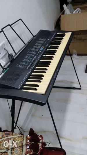 Yamaha psr19 Black Electronic Keyboard