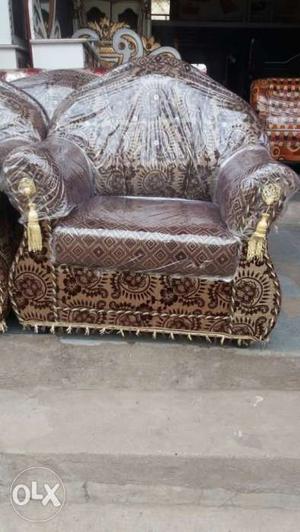 A beautiful cute look Sofa Set with good quality