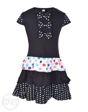 Black colour frock for suitable ages and sizes