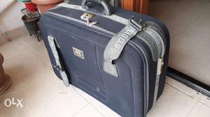 Hardly used 28 inch suitcase. In excellent