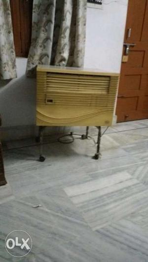 LG cooler with stand