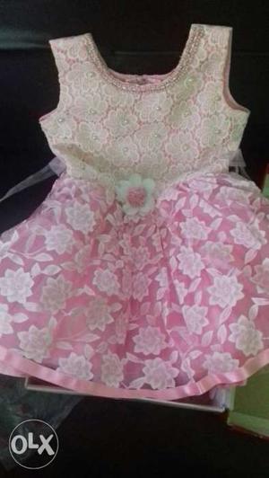 Pink And White Floral Print Dress froke 22 size new one with