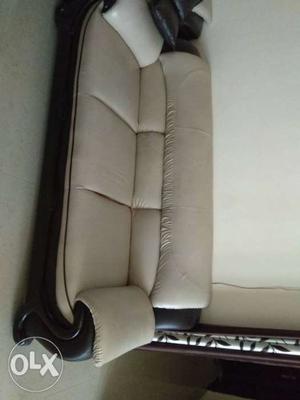 9 seater sofa set without center table, urgently