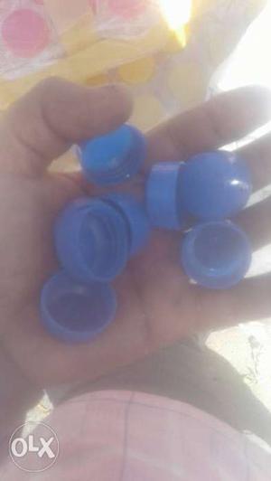 Blue plastic dibi or cap 3.50 gm