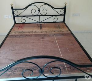 Double bed 1yr old in excellent condition Bangalore