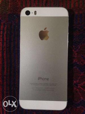 IPhone 5s good condition with box org charger air