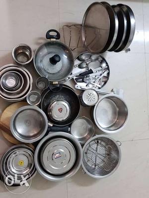 Kitchen utensils. Approx. 50 pieces. Price- 