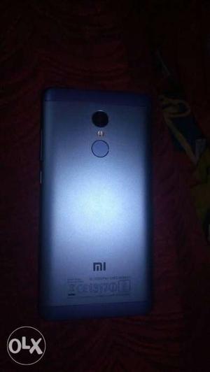 Mi Note-4 Lake Blue Edition nice phone with 4GB