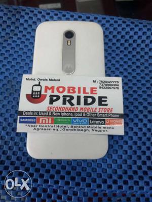 Moto g4 play White colour with bill box charger