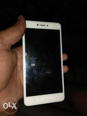 Redmi note 4. 4gb ram and 64gb rom neatly used 6