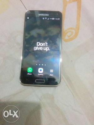 Samsung Galaxy s5, almost like new, finger