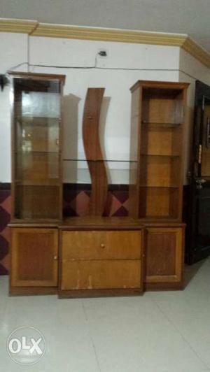 Wooden TV unit and showcase, can be dessembled