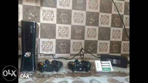 Xbox GB 61 games 2 wire less controller 4