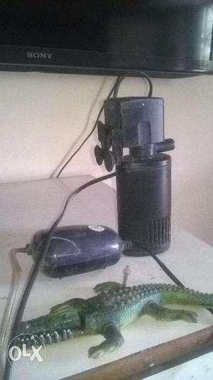Aquarium filter & air pump in working condition