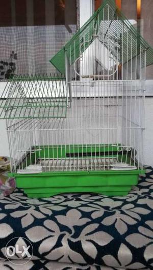 Bird cage Clean and excellent condition Urgent