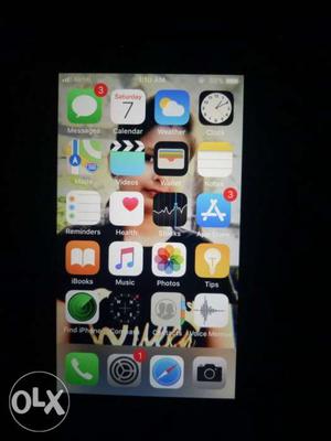 I phone 5s 16 gb sapce gray colour with bill box