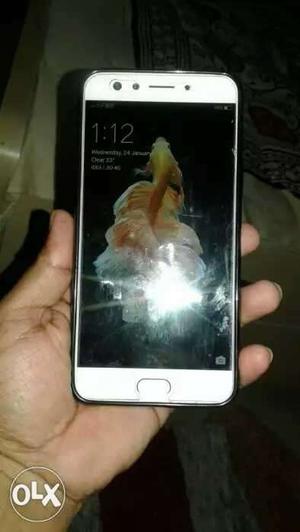 I want To sell My oppo f3 4gbrom.64 go its gud