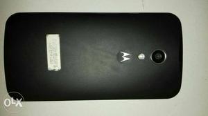 I want to sale my phone motog2 with box charger
