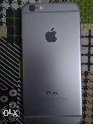 Iphone 6 16 gb, with charger. excellent