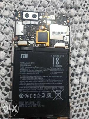 Mi A1 Only board and battery is available