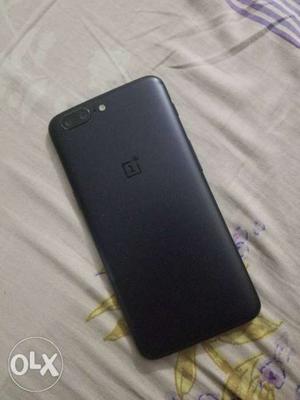 Oneplus 5 slate gray 9 months used with