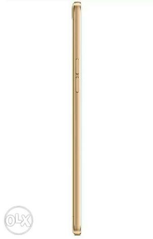Oppo A57 Jaldi bhechna Good candision