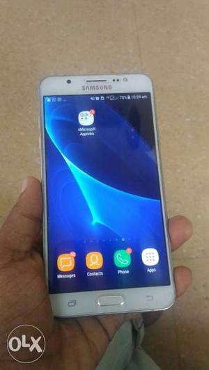 Samsung j7 6 No compant good condition One year