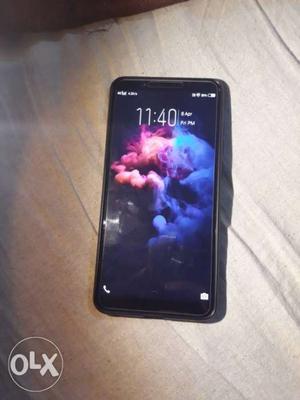 Vivo V7+ new condition sctrachless 18:9 display