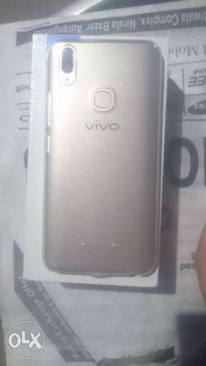 Vivo v9 3days old only interested buyer can talk