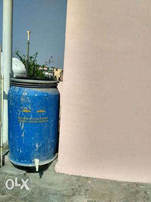 200L portable water tank water tap attached at