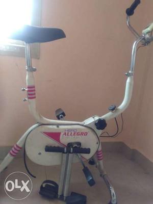 Cycling/rowing/peddling all in one. plus tummy trimmer